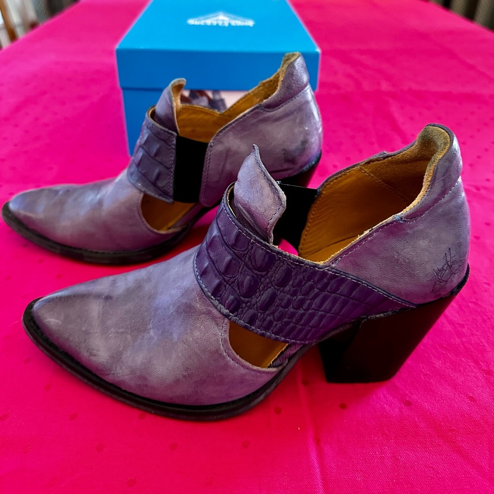 John Fluevog Purple Leather Cutout Ankle Booties